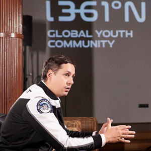 На Луну з NASA